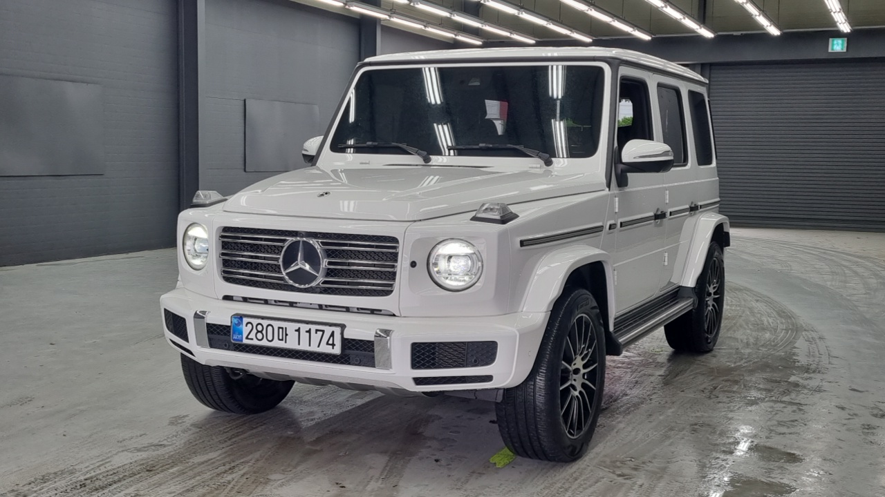 Mercedes-Benz G- W463b G400d