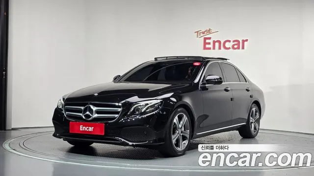 Mercedes-Benz E- W213 E300 4MATIC