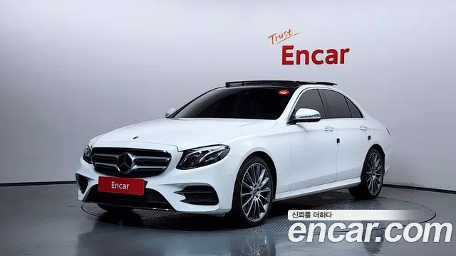Mercedes-Benz E- W213 E350 4MATIC AMG Line