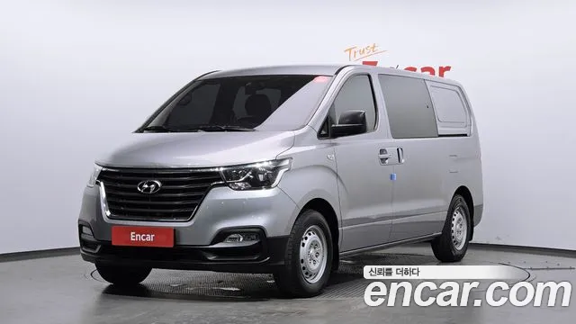 Hyundai The New Grand Starex 5