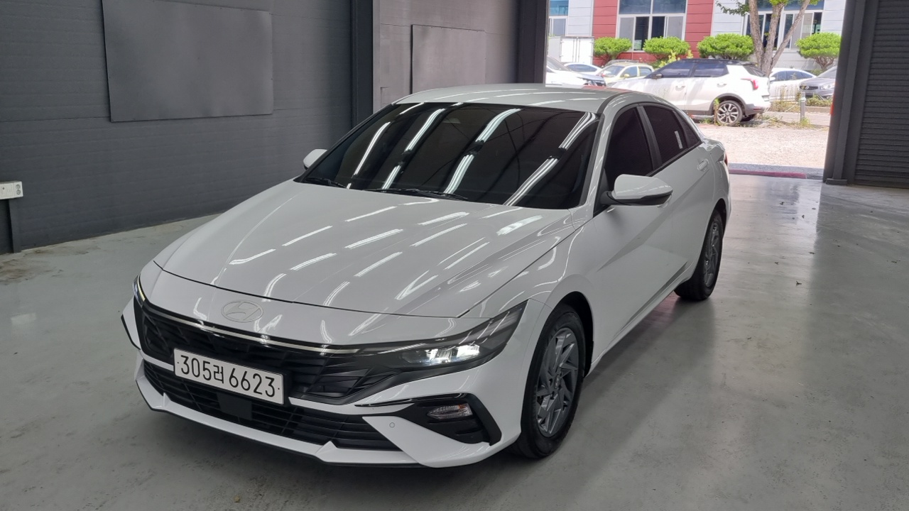 Hyundai The New Avante (CN7) 1.6
