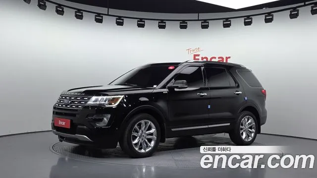 Ford Explorer 2.3 Limited 4WD 5