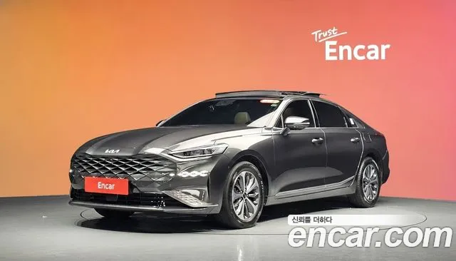 Kia K8 Hybrid Noblesse