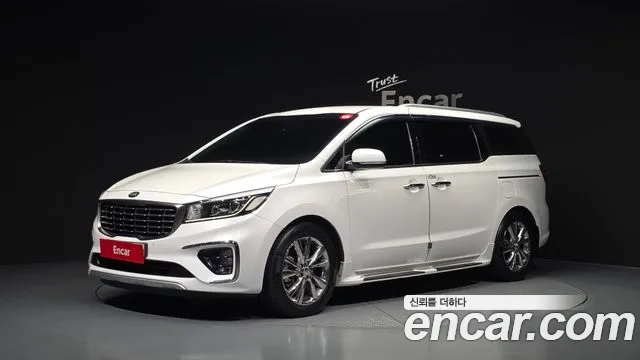 Kia The New Carnival 9 Noblesse
