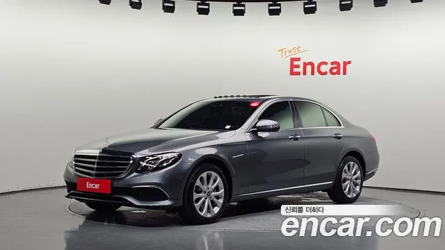 Mercedes-Benz E- W213 E300 Exclusive