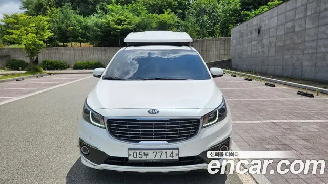 Kia All New Carnival 9 Prestige