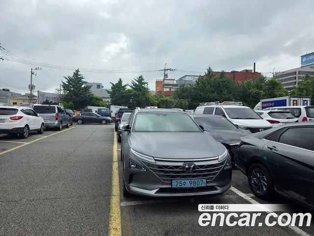 Hyundai Premium