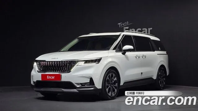 Kia Carnival 4 Gasoline 9 Signature