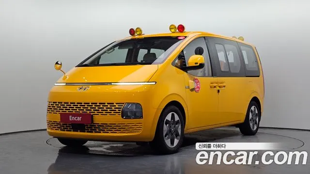 Hyundai Staria L3.5 15