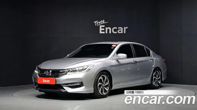 Honda Accord 2.4 9