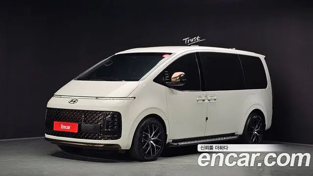 Hyundai Staria 5