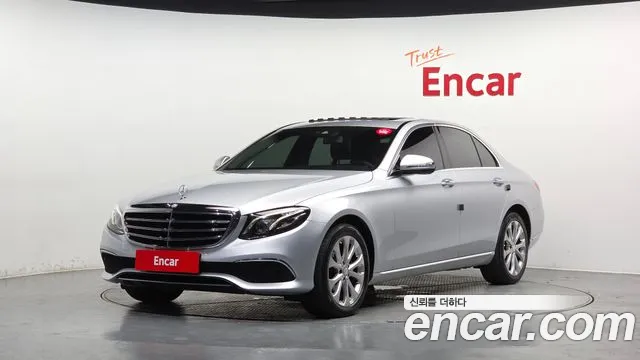 Mercedes-Benz E- W213 E220d Exclusive