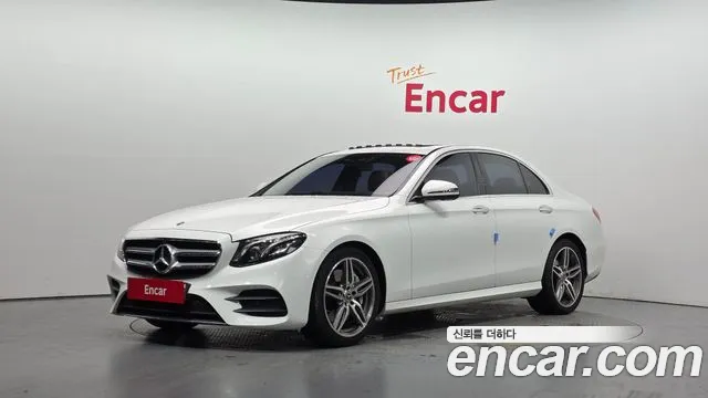 Mercedes-Benz E- W213 E300 AMG Line