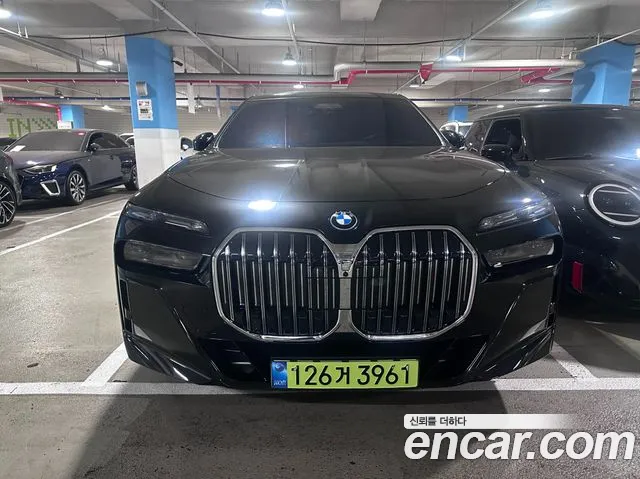 BMW 7 (G70) 750e xDrive M