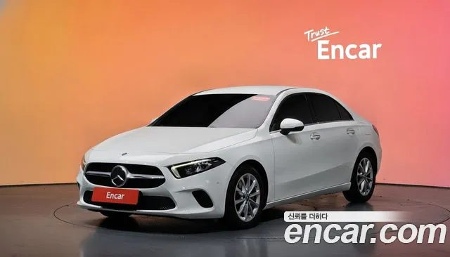 Mercedes-Benz A- W177 A220
