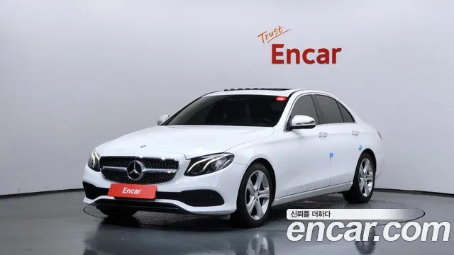 Mercedes-Benz E- W213 E200
