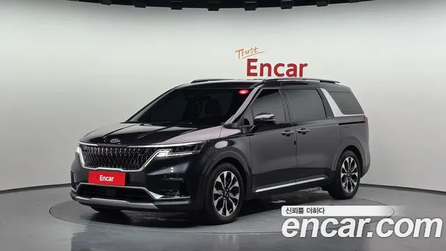 Kia Carnival 4 Gasoline 7 Signature