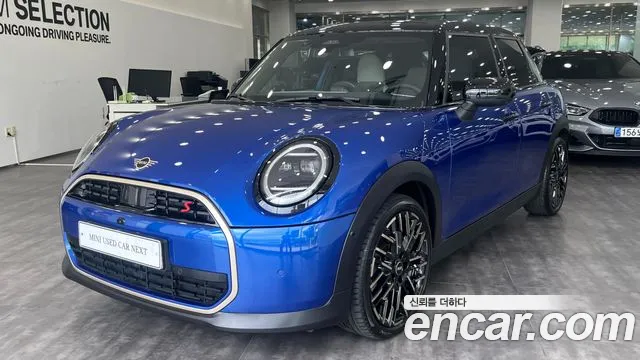 MINI Cooper S 4 5