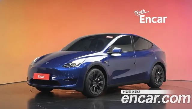 Tesla Y RWD