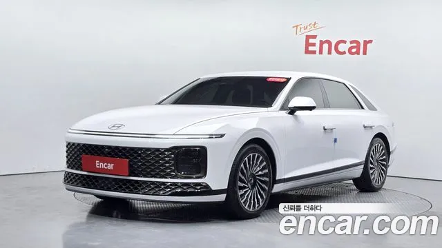 Hyundai Grandeur Hybrid (GN7)