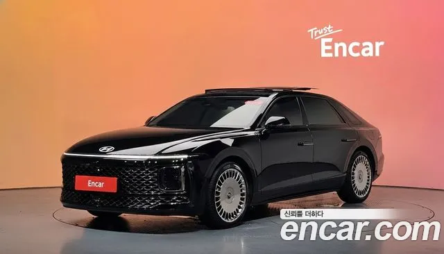 Hyundai Grandeur Hybrid (GN7)