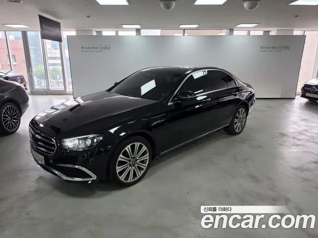 Mercedes-Benz E- W213 E350 4MATIC Exclusive
