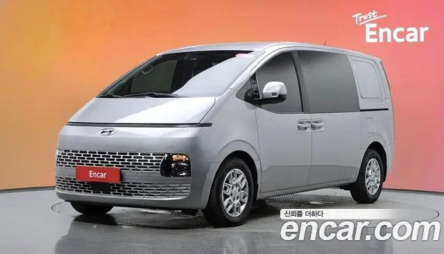 Hyundai Staria 5