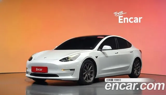 Tesla 3 AWD