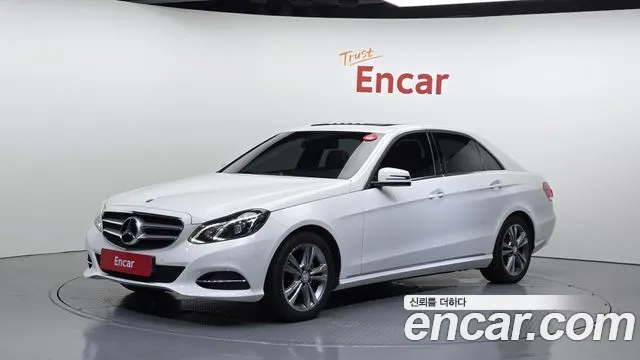 Mercedes-Benz E- W212 E220 CDI