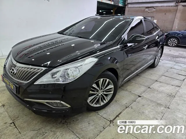 Hyundai Grandeur HG HG240
