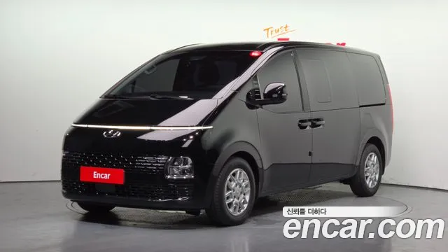 Hyundai Staria 5