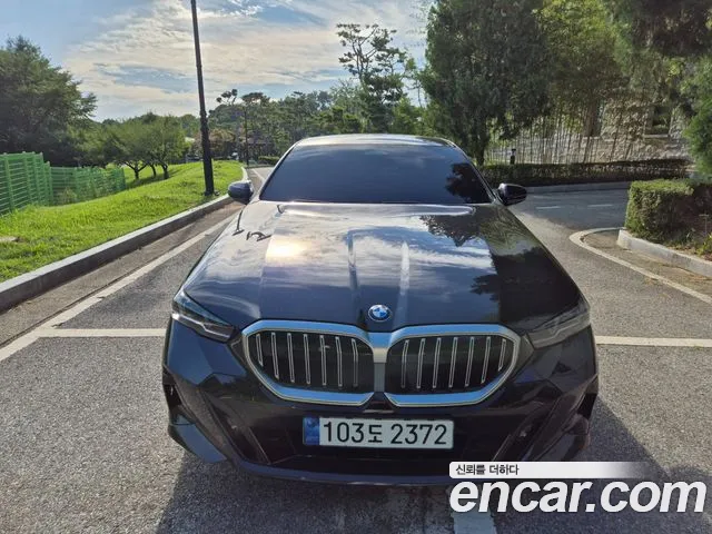 BMW 5 (G60) 520i M