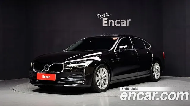 Volvo S90 D4
