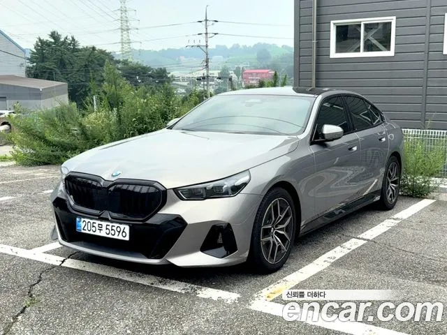 BMW 5 (G60) 520i M