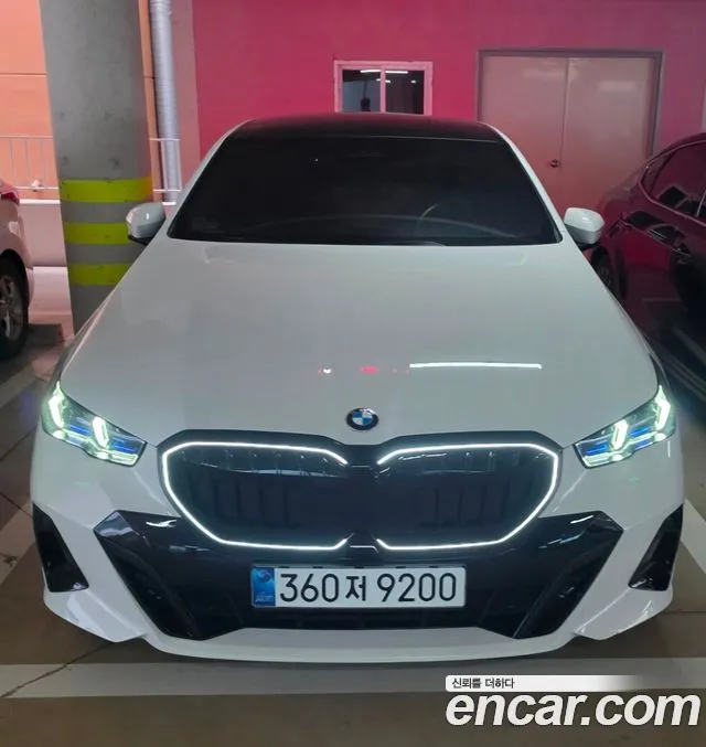 BMW 5 (G60) 520i M
