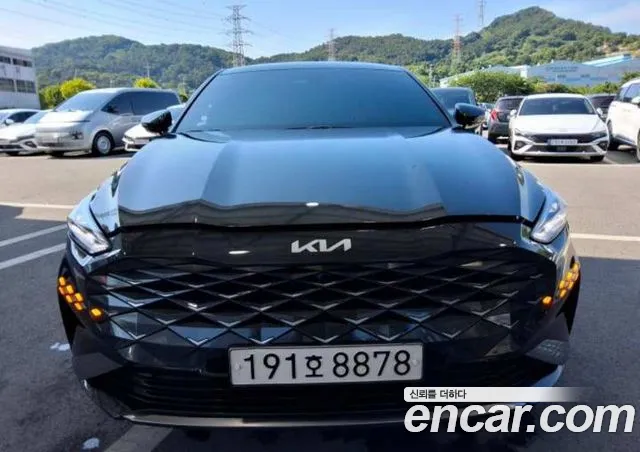 Kia K8 Hybrid Signature