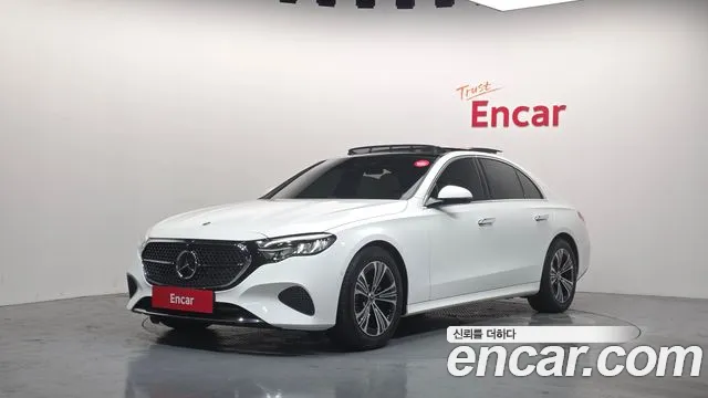 Mercedes-Benz E- W214 E200