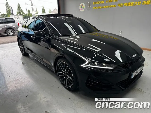Kia K5 III 1.6 Turbo Prestige
