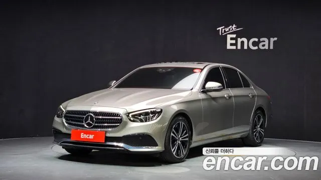 Mercedes-Benz E- W213 E250