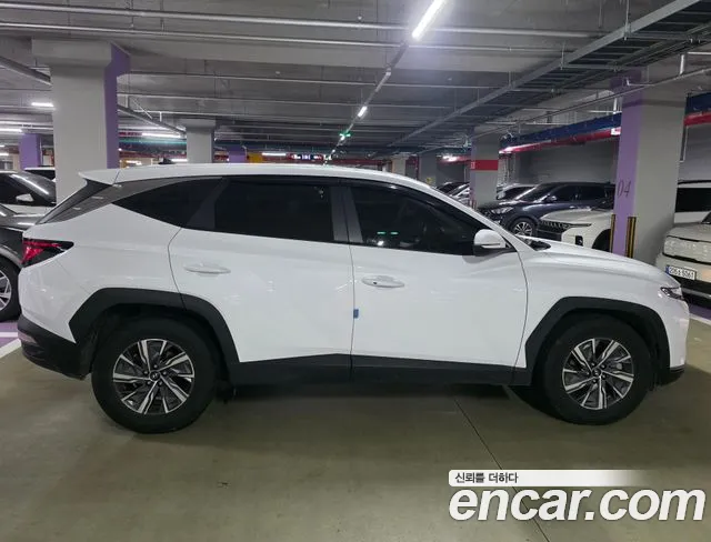 Hyundai Tucson Hybrid (NX4) 2WD