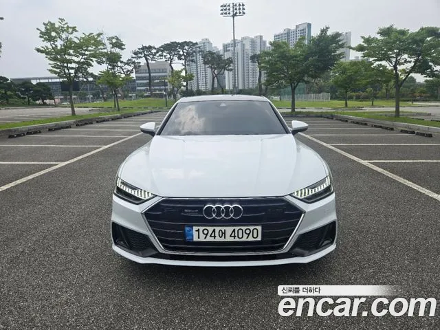 Audi A7 (4K) 45 TDI Premium