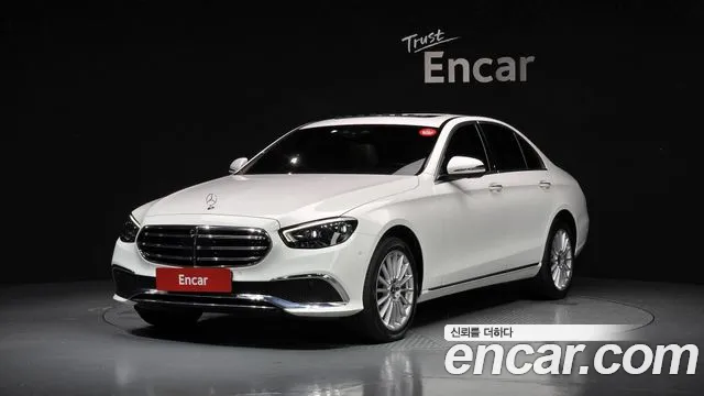 Mercedes-Benz E- W213 E220d 4MATIC Exclusive