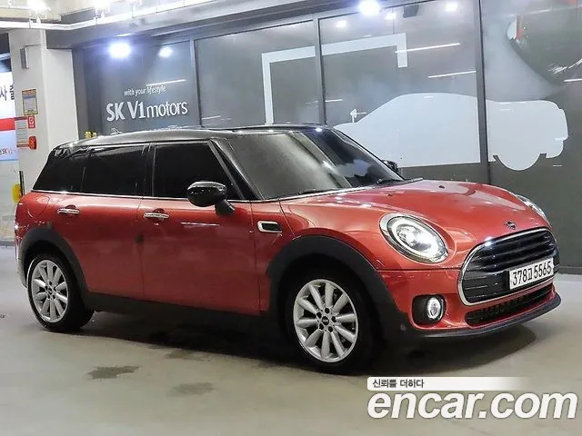 MINI Cooper Clubman Base 2