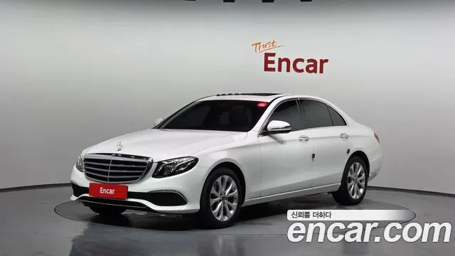 Mercedes-Benz E- W213 E220d Exclusive
