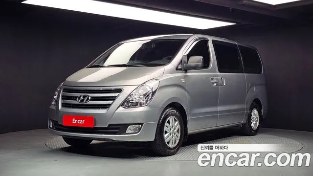Hyundai Grand Starex 12