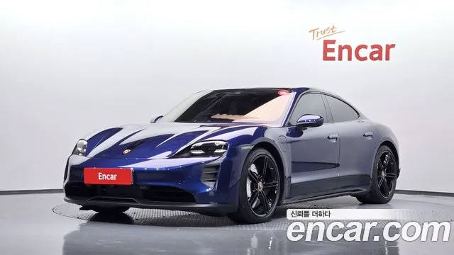 Porsche Taycan 4S