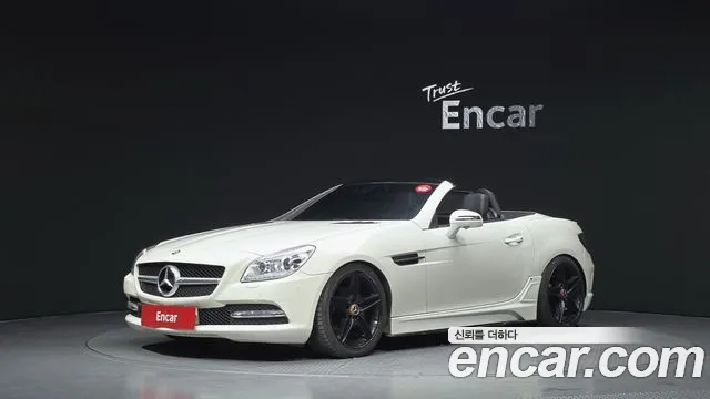 Mercedes-Benz SLK- 200 R172