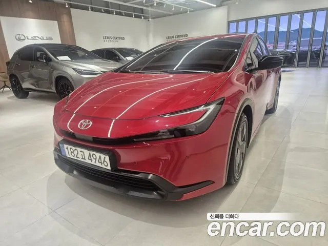 Toyota Prius 5 2.0 LE