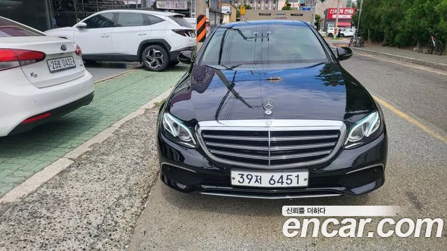Mercedes-Benz E- W213 E220d 4MATIC Exclusive