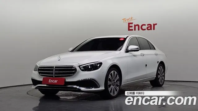 Mercedes-Benz E- W213 E300e 4MATIC Exclusive